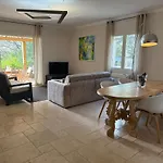 Casa de Férias A Spilunca - Moderne, Tv, Jardin, Climatisation